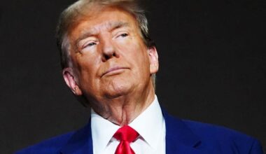 Trump Voters Abandon Him as Approval Sinks to New Low: Poll
