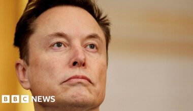 Musk files to dismiss lawsuit over his purchase of Twitter shares
