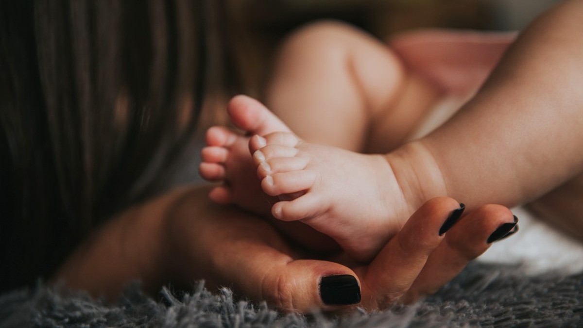 Narodilo sa menej detí, zomrelo viac ľudí. Úbytok populácie pokračuje