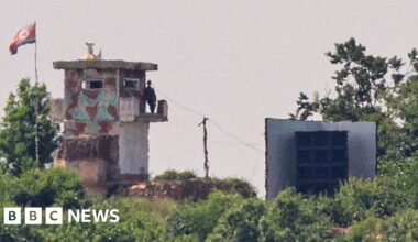 North Korea dismantles propaganda speakers at border