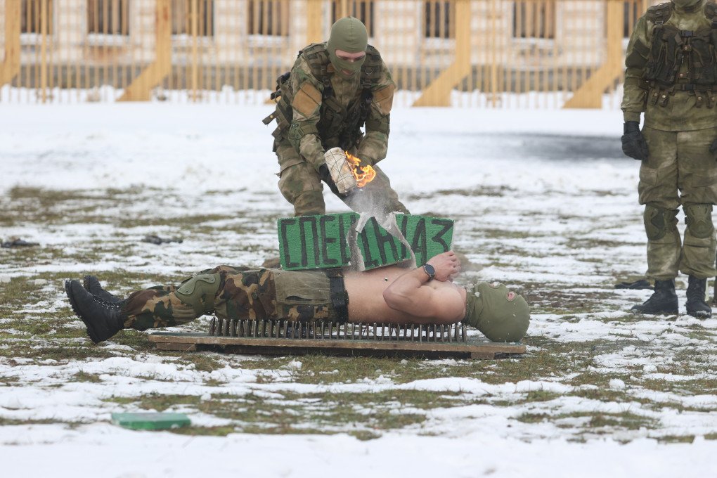 Soldiers demonstrate their skills as they perform during the 60th anniversary celebrations of The 5th Special Forces Brigade, at the city of Maryina Gorka in Minsk, Belarus, on December 27, 2022. (Source: Getty Images) Soldiers demonstrate their skills as they perform during the 60th anniversary celebrations of The 5th Special Forces Brigade, at the city of Maryina Gorka in Minsk, Belarus, on December 27, 2022. (Source: Getty Images)