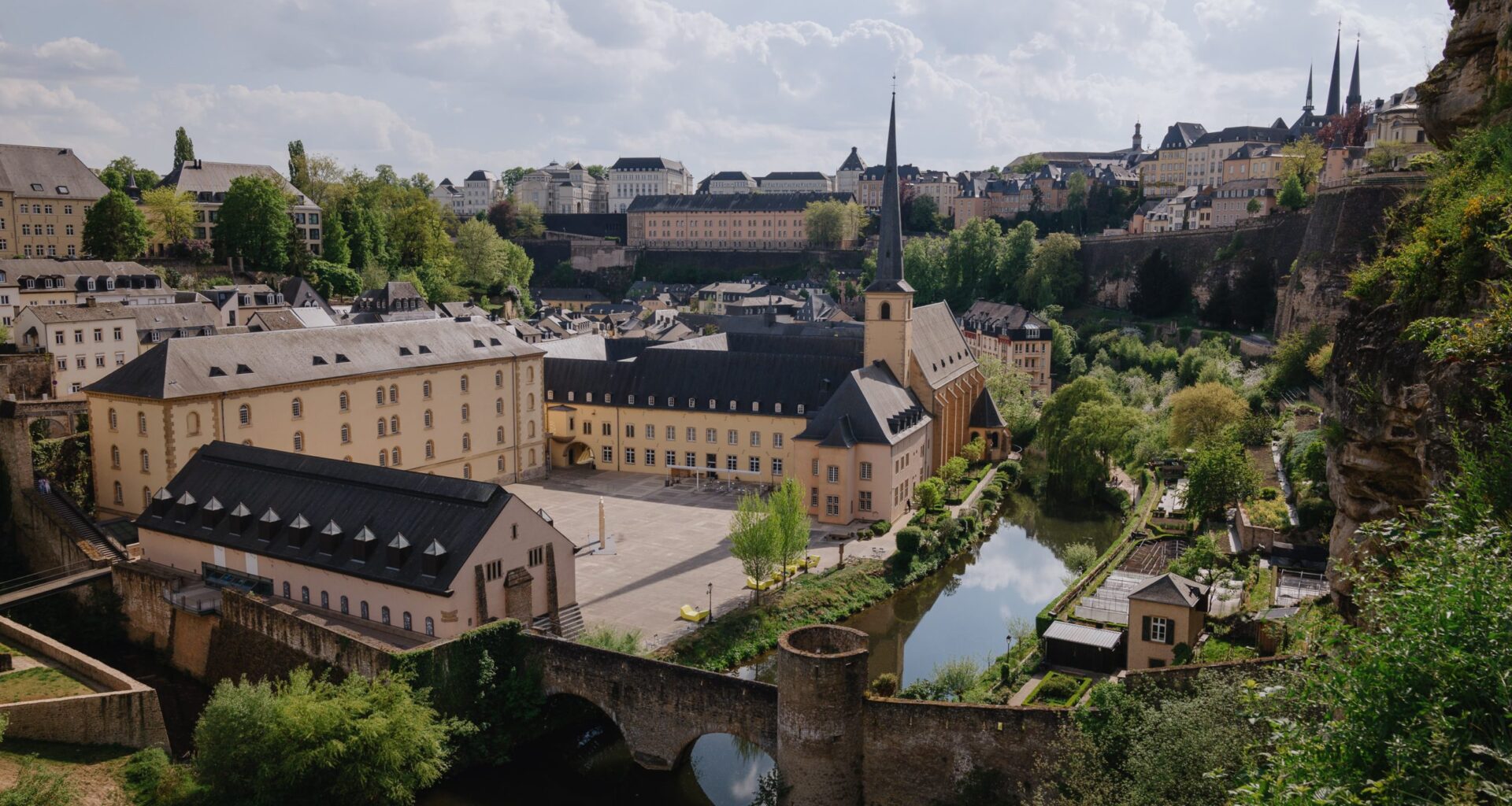 INSIGHT: How two money mules were at the heart of Luxembourg’s €61M Caritas scandal