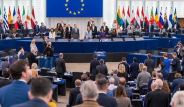 Șapte eurodeputați români s-au abținut la votul pentru combaterea abuzului sexual asupra copiilor / Târziu: „Nu trebuie să permitem instaurarea unui regim de tip Big Brother” / Terheș: „Referirea la copii LGBTQ+ diluează grav obiectivul central” / 4.000 de violuri asupra unui minor reclamate
