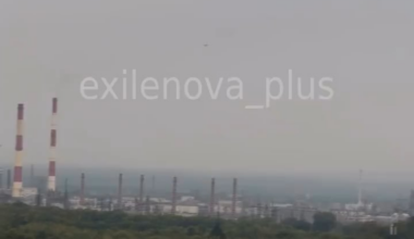 Ukrainian drone hits Samara/Novokyjbyshevsk refinery causing big boom.
