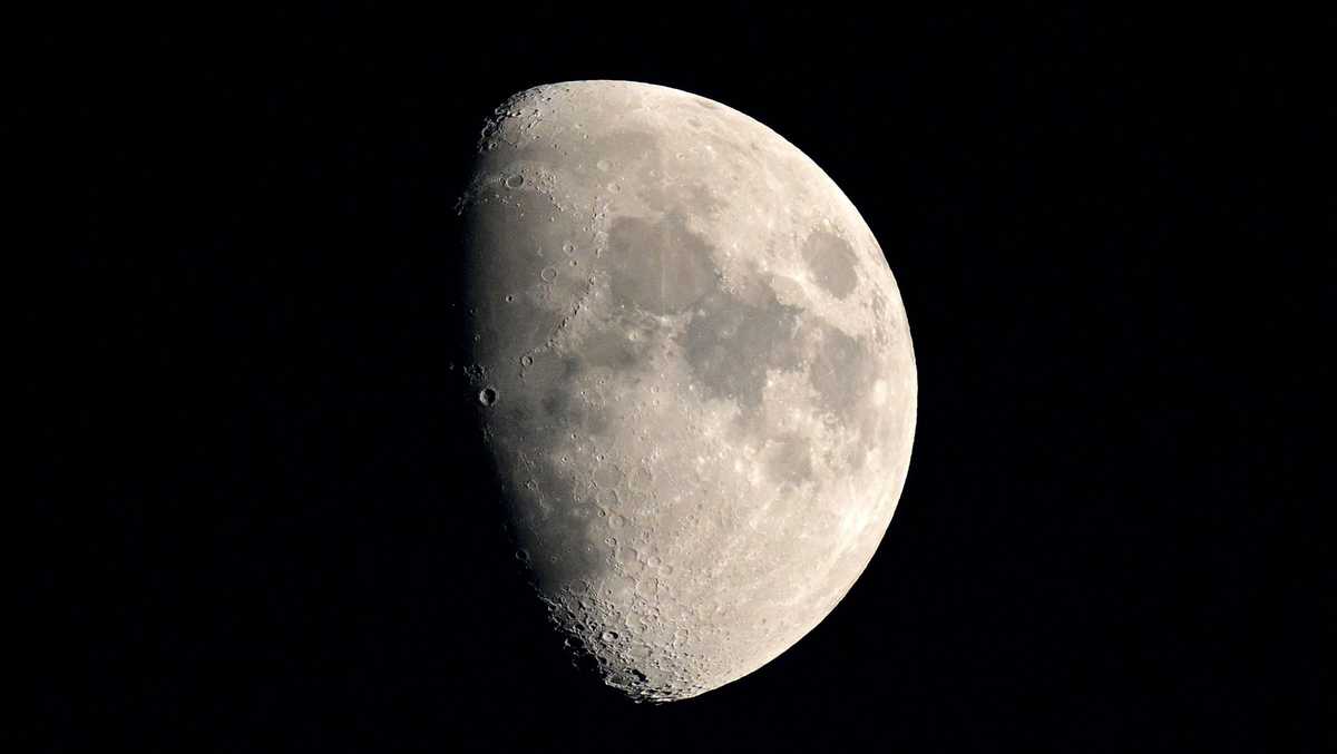 NASA wants US to be the first nation to put nuclear reactor on the moon