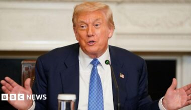 Trump to confirm Putin meeting details after Ukraine ceasefire deadline passes - follow live