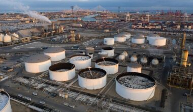 Oil Traders Race Against Time to Solve Global Diesel Crunch