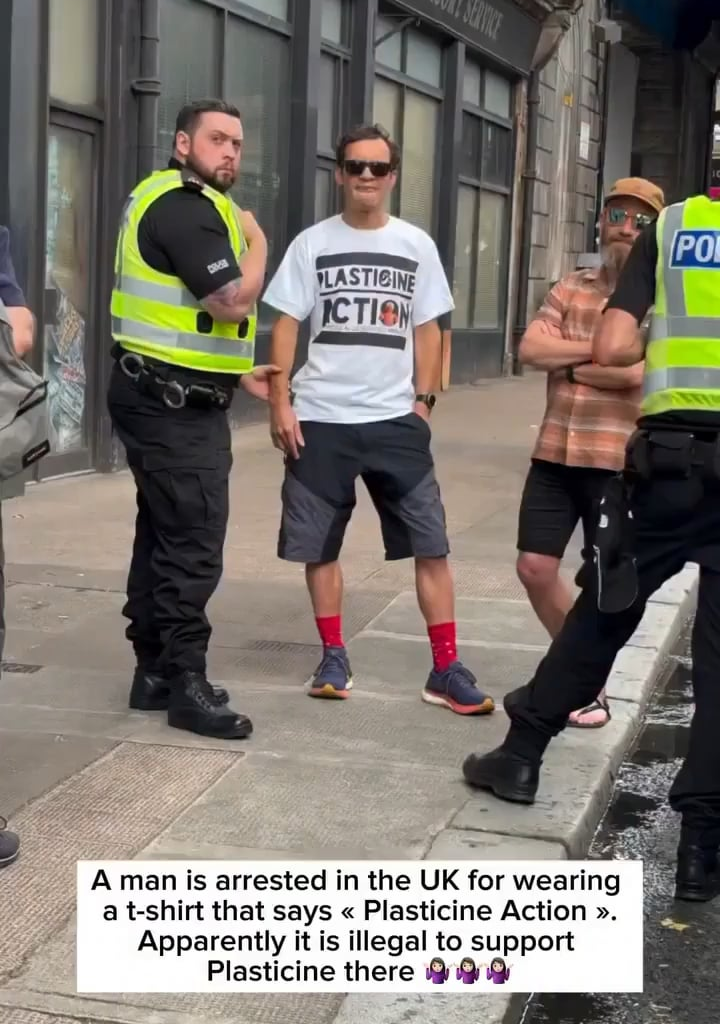 Oi oi you got a loicense for dat shirt?