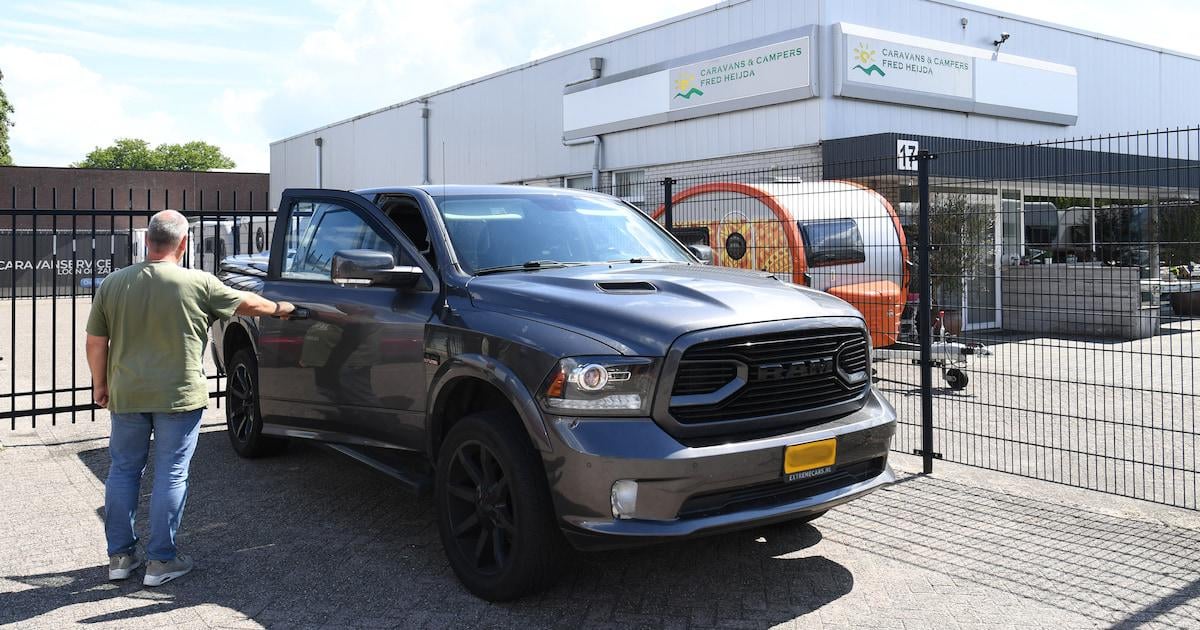 Een te grote auto? Dan mag je in gemeente Loon op Zand niet meer parkeren na 18.00 uur, ook niet op je eigen oprit