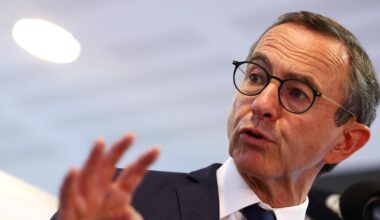 Bruno Retailleau va retirer le titre de séjour du Marocain ayant allumé sa cigarette avec la flamme du Soldat inconnu