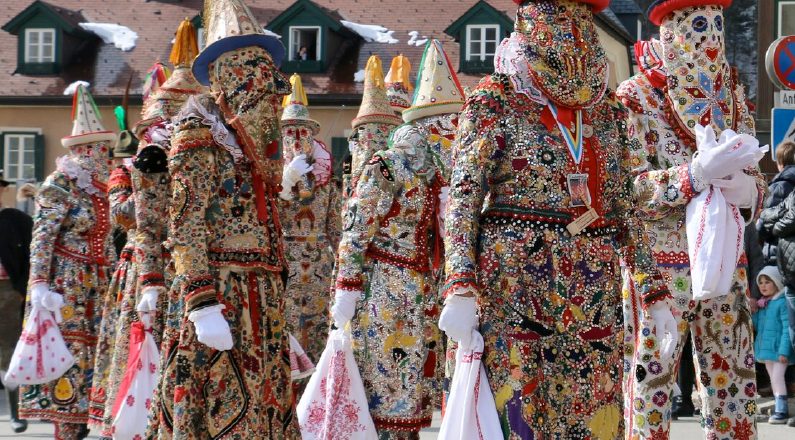 Majority of Austrians in favor of preserving Christian elements (holidays and crosses) in the country's public life - ZENIT