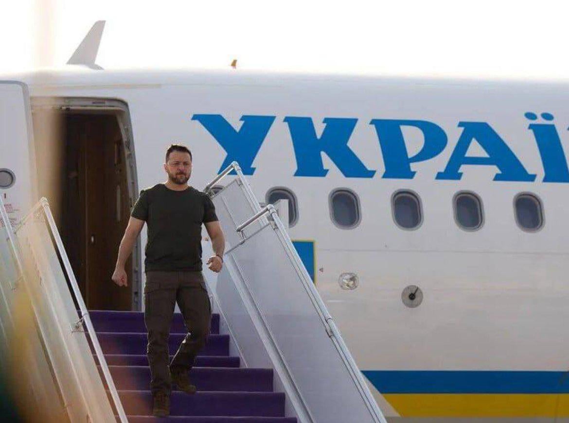 Zelensky coming down the no-capert stairs, making clanking sounds with his balls of steel