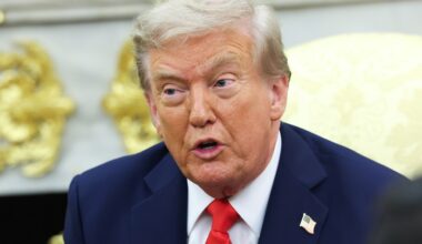 White House Slams 'Loser' Jack White Over Decor Dig, Rocker Responds