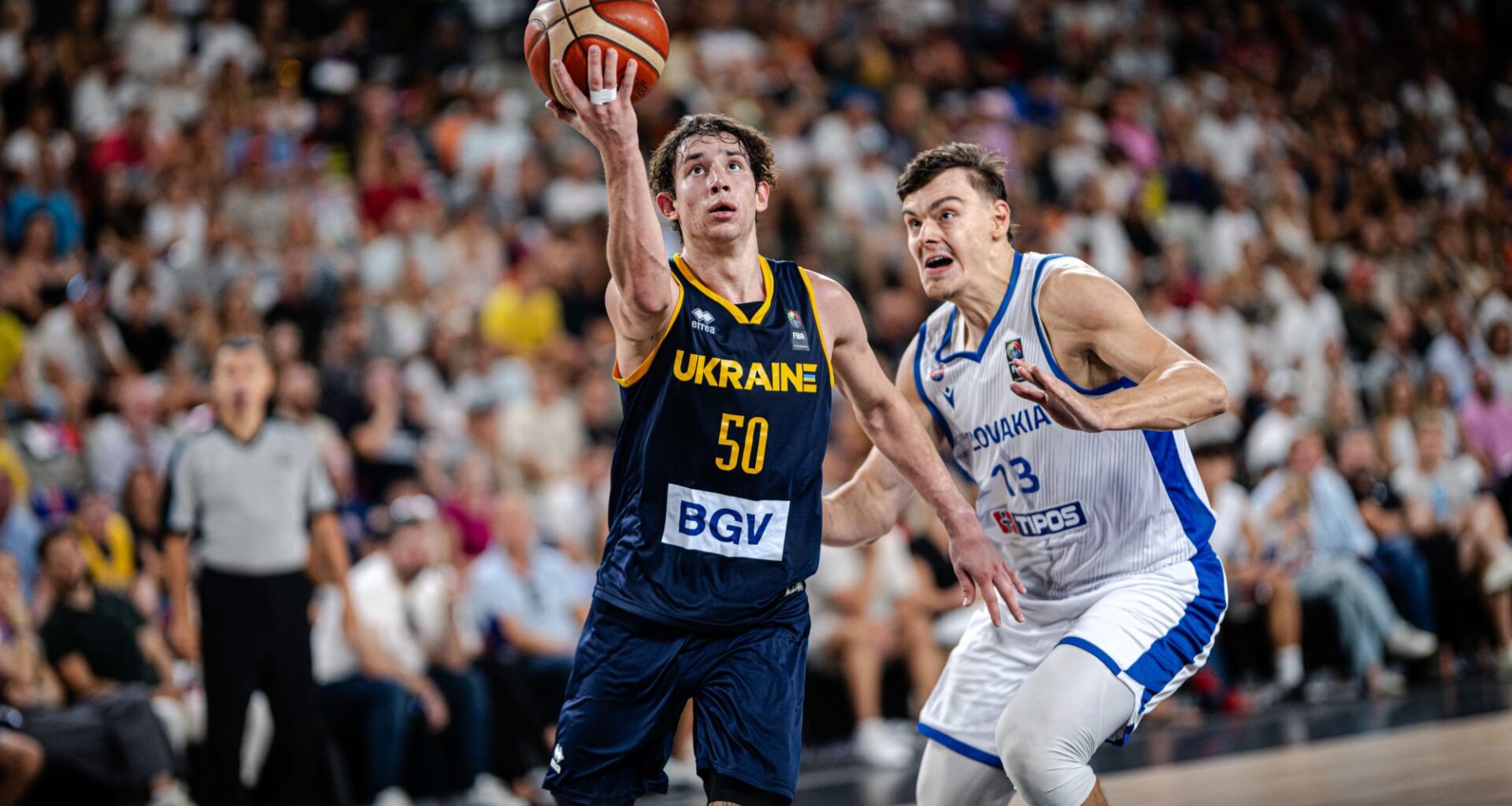 Ukraine, Netherlands advance with wins; Switzerland also through