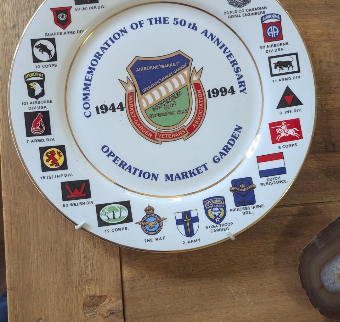 Aan het opruimen, klein stukje geschiedenis gevonden?