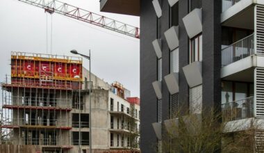 RTL Today - Accommodation shortage: Students seek housing alternatives as academic year begins