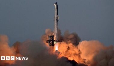 Watch live: Space X's Starship successfully lands on tenth test flight