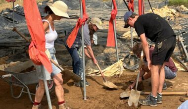 RTL Today - Hands-on history: Youth camp brings Roman Luxembourg back to life