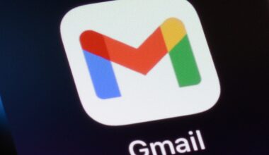 Google issues warning to billions of Gmail users over password hack