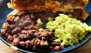 I heard Taco Bell is coming to Ireland, so I made the fake away version of the beef crunch wrap supreme, with smashed avocado and lemon oil and spiced black beans