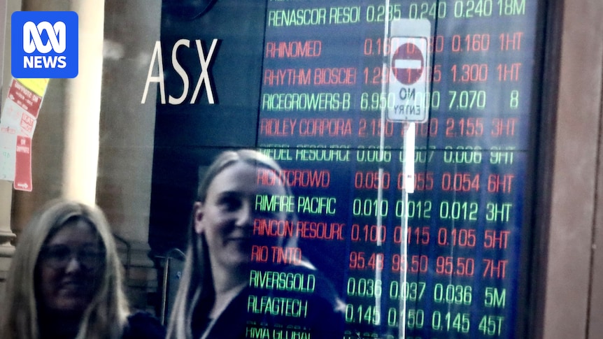 Live updates: Australian share market rises, Skycity in trading halt, Wall Street ends lower as investors sell tech