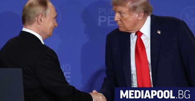 Тръмп подкрепя искането на Путин Украйна да му предаде целия Донбас