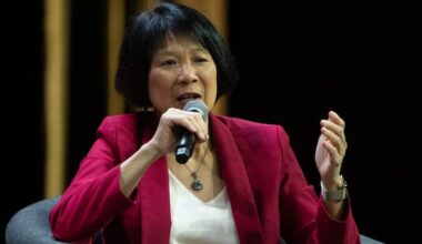 Chow calls on feds to restore funding for refugee shelter program as city faces $107M shortfall