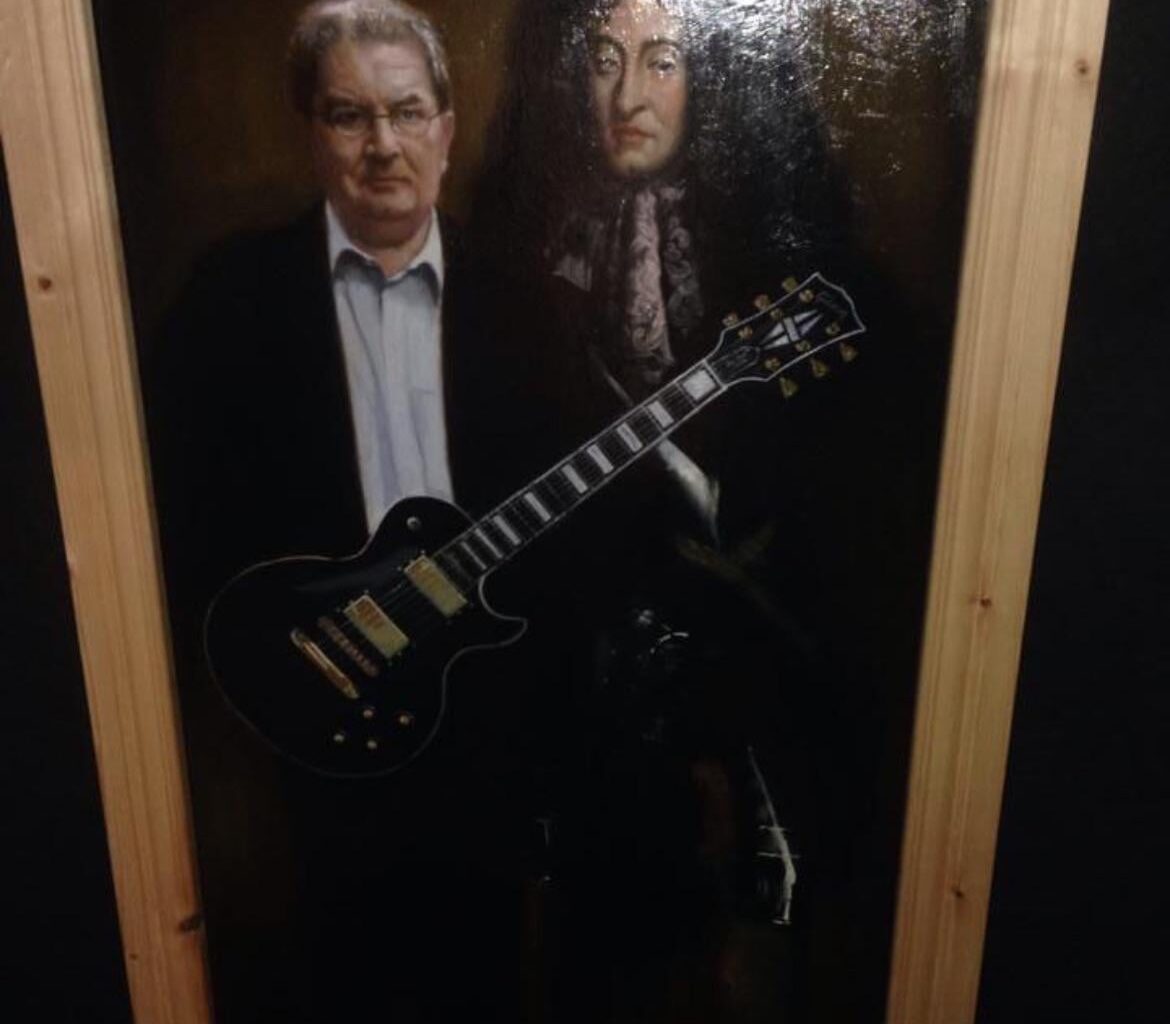 John Hume with a Les Paul Custom and King Billy looking on?!?!