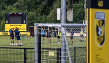 Spelers van Vitesse in training.
