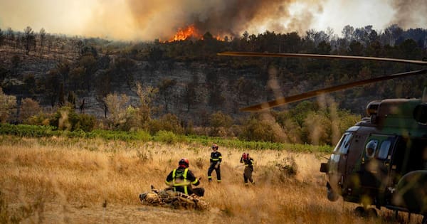 Wildfires burn across France, Türkiye and Greece