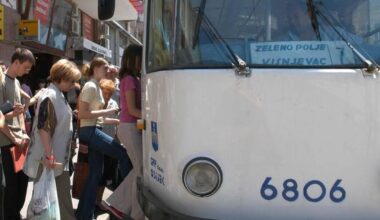 Osijek: Smrdljivi putnici više neće moći u tramvaj