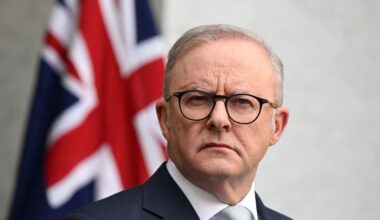 Crisi diplomatica Australia-Iran. L'Australia espelle l'ambasciatore iraniano dopo che i servizi segreti hanno determinato che l'Iran è responsabile di attacchi su territorio australiano (fra cui l'incendio della sinagoga di Melbourne del 2024).