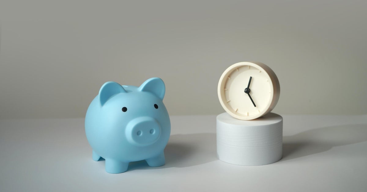 Should a 70-year-old buy an annuity? Here's what to know now.