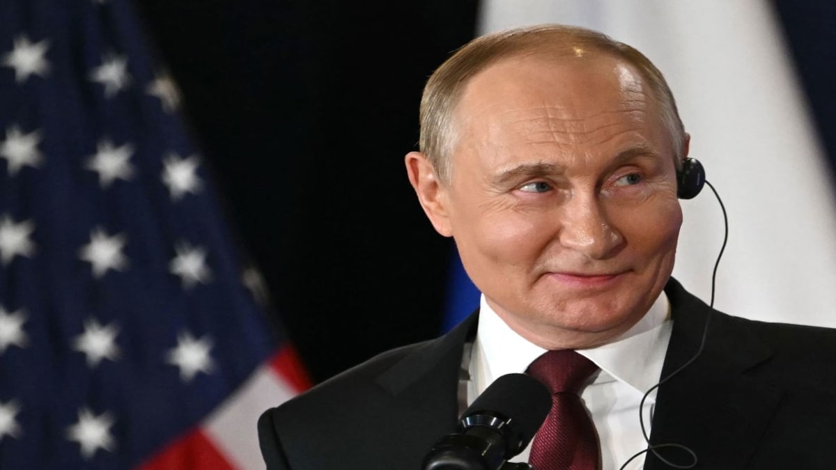 Putin briefs Belarus, Kazakhstan leaders on Trump summit and Ukraine peace talks – Firstpost