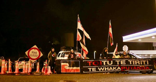 Gisborne hapū blocks road in bid to reclaim ancestral lands