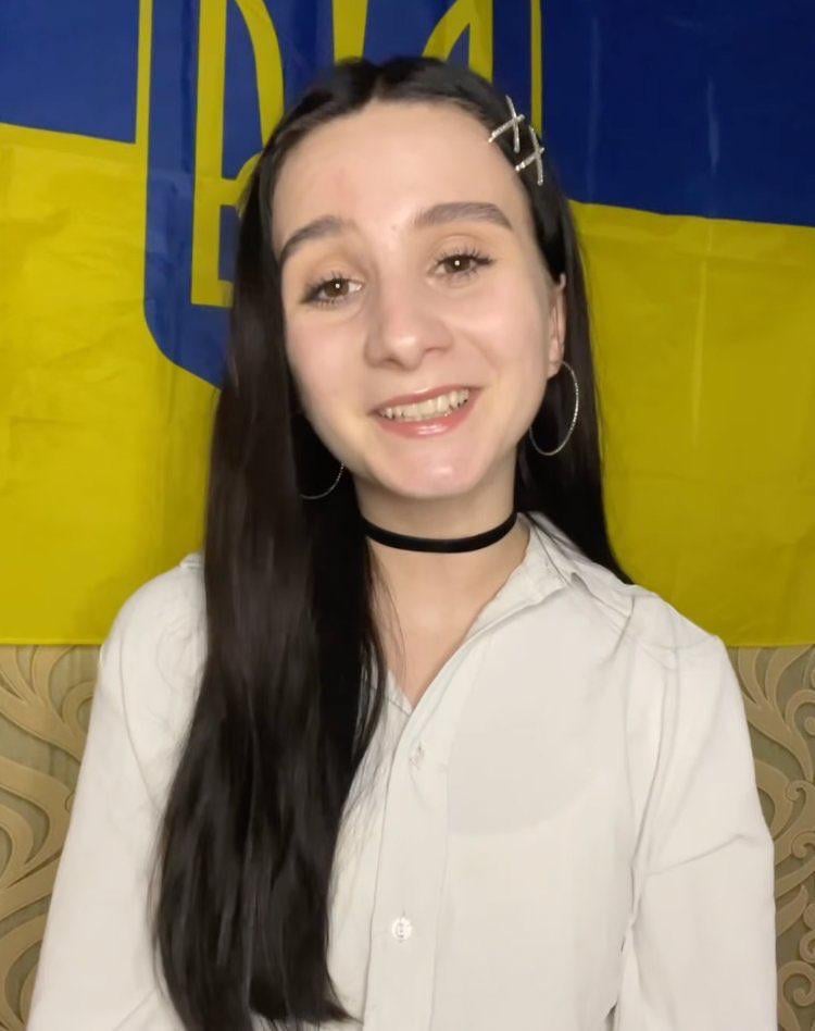 Ukrainian young woman, 17-year-old Maryna Hryshko, one of the 21 Ukrainian civilians killed by the Russian missile and drone strikes on Kyiv, last night. A family friend wrote - "that her parents bought a wedding dress to bury her in, since their daughter will never get to marry because of Russia."