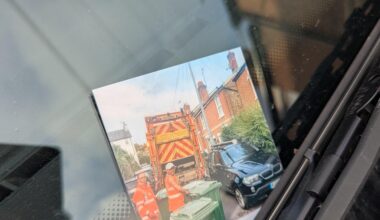 A car was blocking the road this morning and the bin men couldn't get through. Instead of a note there is a photo of the moment of inconvenience instead.