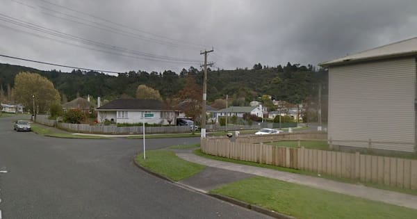 Man in custody after person allegedly shot, critically injured in Lower Hutt