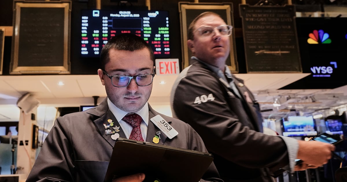 Wall Street falls further from its records as Nvidia, Palantir and other AI stars dim – WGAU