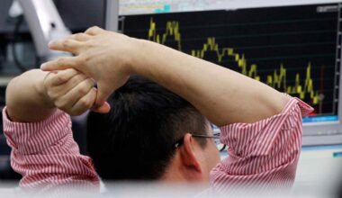 South Korean stocks dive nearly 4% following US trade deal
