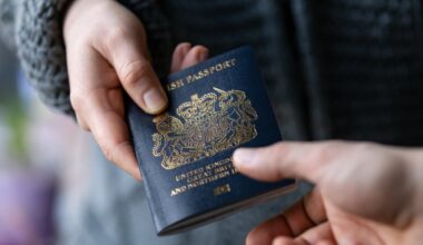 UK Foreign Office advises against all but essential travel to parts of Pakistan after US hotel security alert