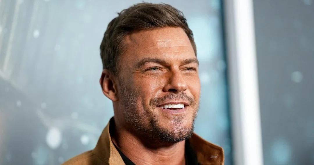 Right-Wing 'Reacher' Fans Flip Out After Alan Ritchson Calls Trump A 'Rapist And A Con-Man'