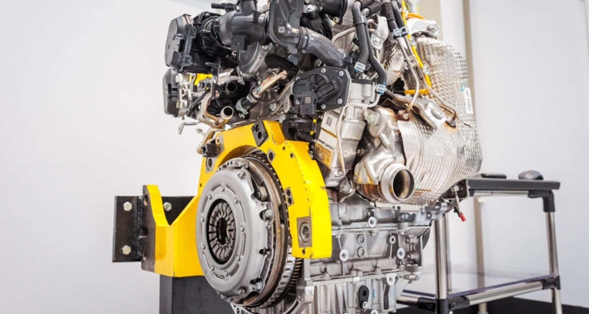 This Innovative Hybrid Engine Runs on Gas and Liquified Petroleum