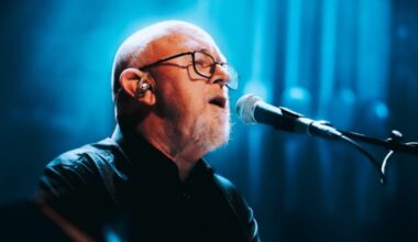 Dave Dobbyn Announces New Zealand Tour