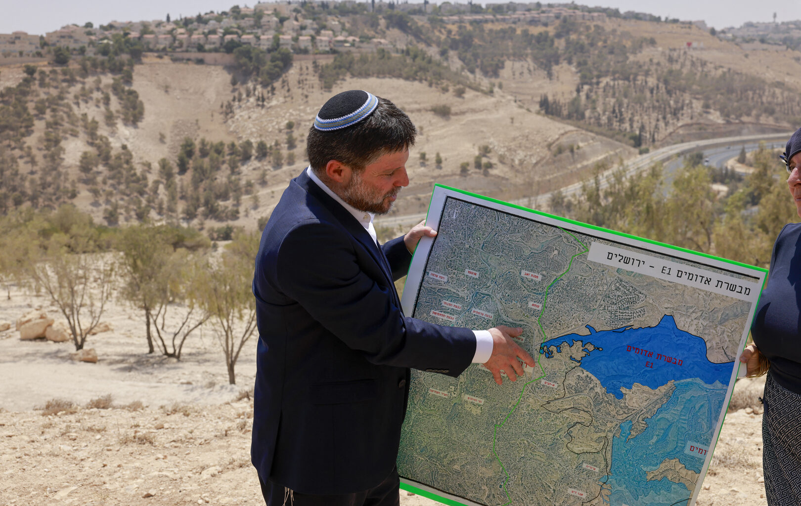 Over 20 nations join EU, UN in opposing Israel’s illegal E1 settlement plan | Occupied East Jerusalem News