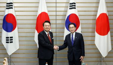 Japan, S. Korea agree to enhance ties in 'challenging' environment