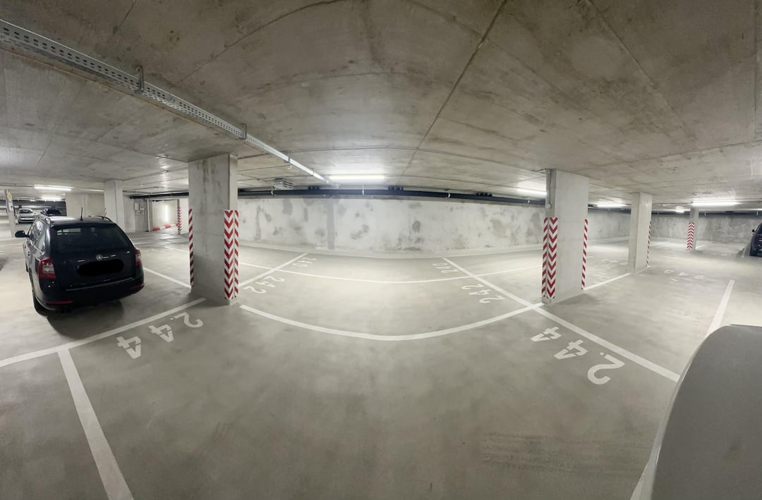 Aký génius navrhol tieto parkovacie miesta? 🤣