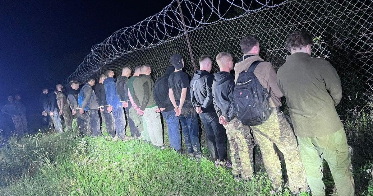 Ukraine: A huge group of evaders fled to Slovakia: they were chased by a drone and stopped with gunfire.