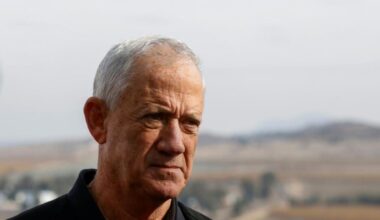 Benny Gantz tend la main à Netanyahu pour former un gouvernement temporaire et tenter de sauver les otages à Gaza