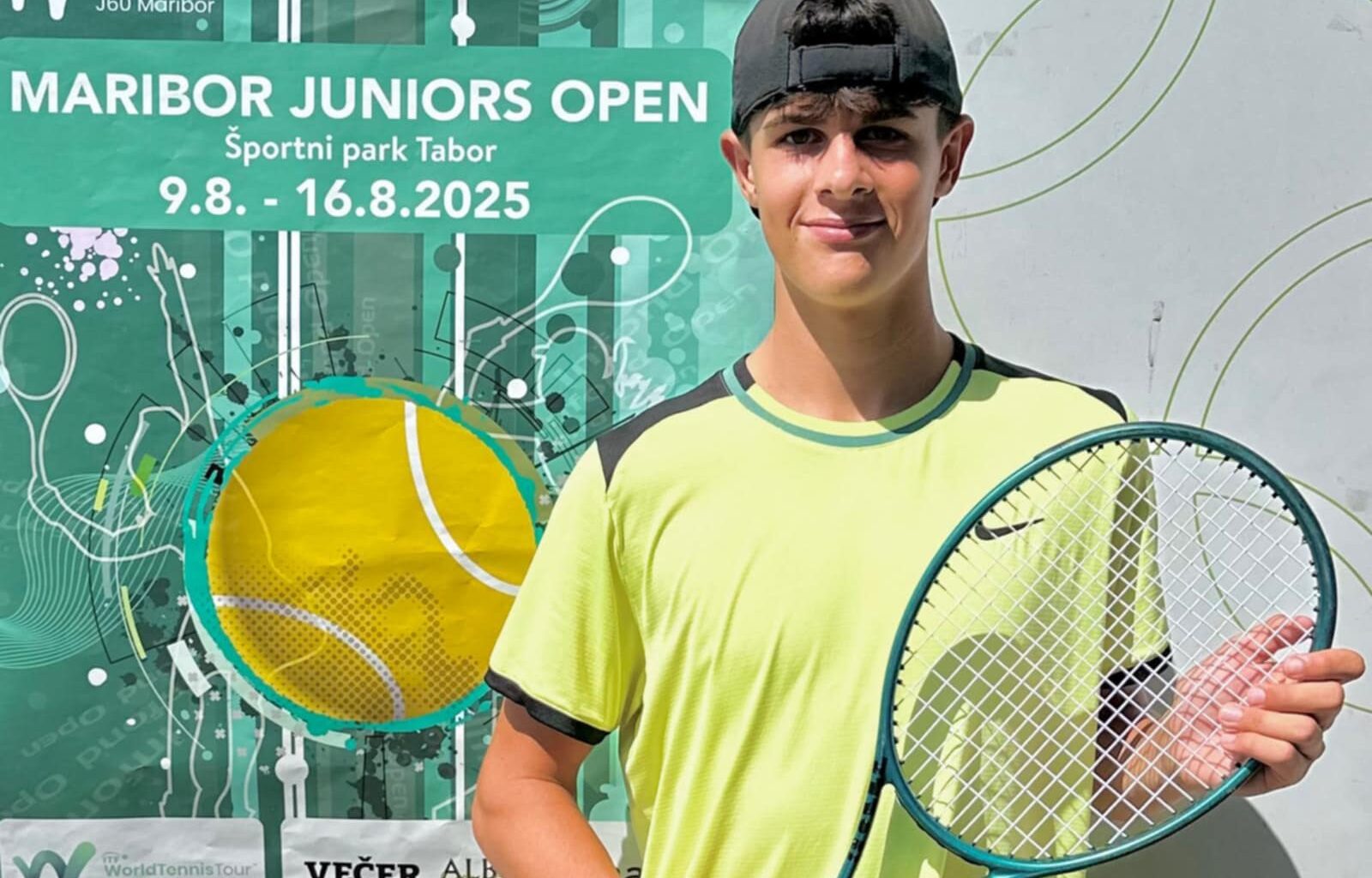 J60 Kranj: Jošt Pečovnik v super formi, zagotovil si je polfinale med posamezniki in finale v dvojicah!